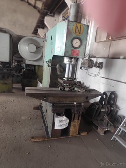Hydraulicky lis - 4