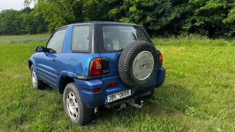 Toyota RAV4 - 4
