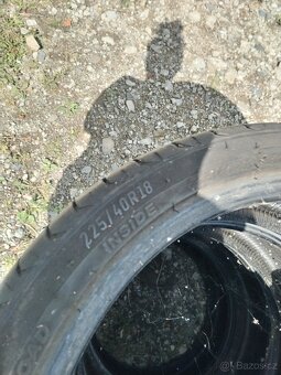 Letní pneu 225/40 R18 - 4