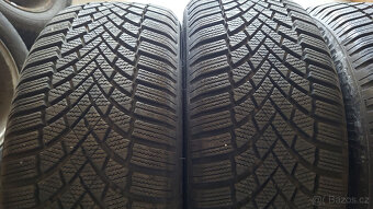 Téměř nejeté zimní Bridgestone LM005, 225/50/18, sada - 4
