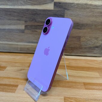 IPhone 16 128GB, růžový, 100% baterie, eSIM (rok záruka) - 4