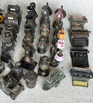 Sbírka kovových ořezávátek - 77 kusů - 4