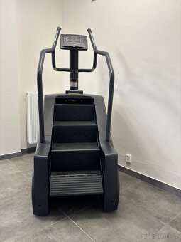 Technogym 1000 LED step - 4