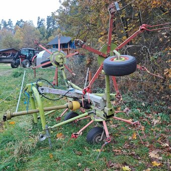 Podám obraceč Claas - 4