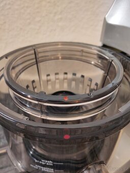 Odšťavňovač šnekový Concept LO706x - 4