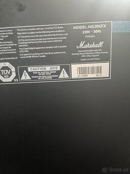 Prodám kytarové kombo Marshall MG30FX + kabel Fender - 4