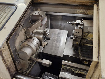 CNC Soustruh Hyundai Hit 8S - 4