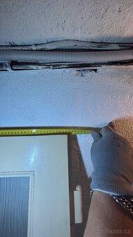 Prodám prosklené interiérové dveře s kováním na levé straně - 4