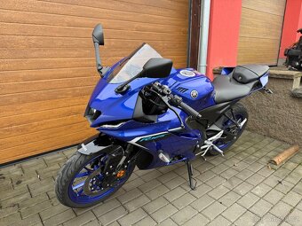 Yamaha YZF R 125 6/2025 / koupeno ČR / 1 majitel - 4