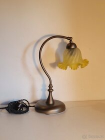 mosazná lampa, lampička, krásné řásněné stínidlo - 4