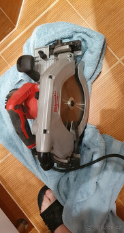 kotoučová pila MILWAUKEE CS 85 + kufr - 4