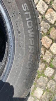 Pneu 205/60 R16 - 4