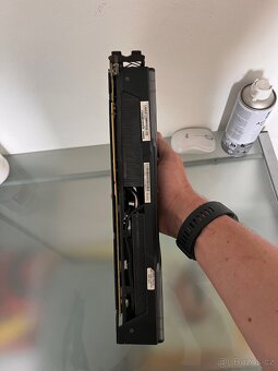 Sapphire nitro + RX VEGA 64 - 4