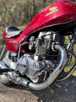 Honda CB400N - 4