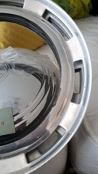 Poklice chrom skoda 110r 100 - 4