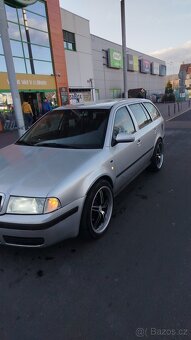 ALU Motec R19 et30 - 4