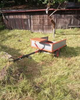 Přívěsný vozík za zahradní traktor. - 4