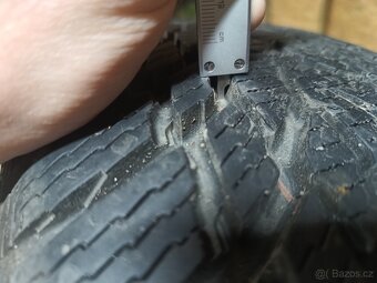 Nokian 195/65 R15 zimní - 4