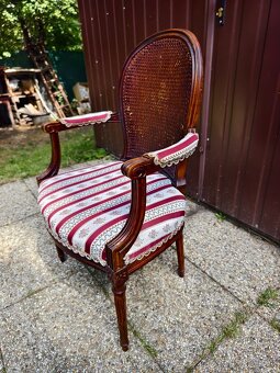 Krásné Starožitné křeslo s výpletem - 4