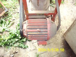 cirkulárka s hoblovkou - 4