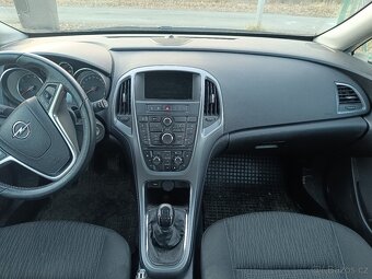 Opel Astra 1,6 CDTI (2015) - 4