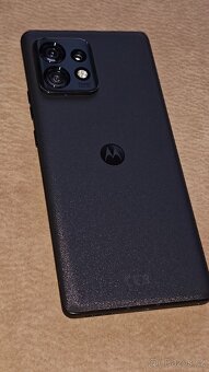 Motorola Edge 40 Pro - 4