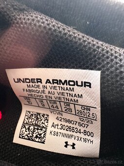 Nove tenisky Under Armour UA Project Rock 6 - vel. 44 - 4