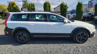 VOLVO XC70 2016 2.0D4 133kW SUMMUM,TEMPOMAT,VÝHŘEVY,SERVISKA - 4