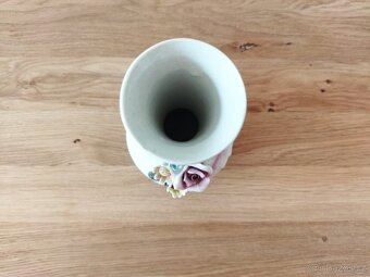 Zdobená porcelánová vázička, retro - 4