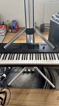 Prodám Midi klávesy s příslušenstvím - 4