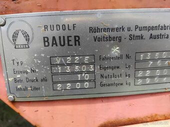 Prodám fekál BAUER 2200 Litrů - 4