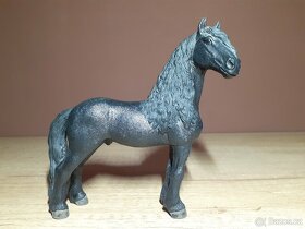 SCHLEICH Koně SBĚRATELSKĒ FIGURKY 20 - 4