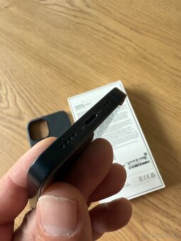 iPhone 13 mini, 128GB, černý - 4