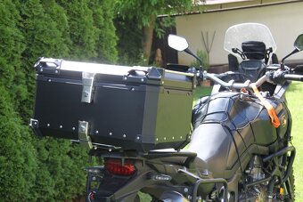 velký ALU kufr na dvě přilby nový nepoužitý - 4