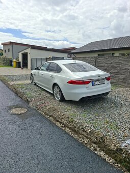 Jaguar xf 2.0d R line - 4