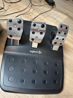 Logitech G29 + pedály - 4