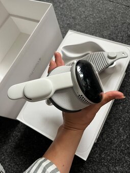 Apple Vision Pro 256GB - 4