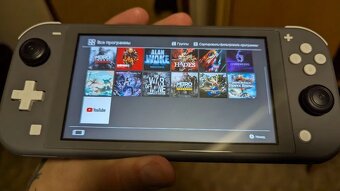 Sada Nintendo Switch Lite šedá + 128 GB + pouzdro + cartridg - 4