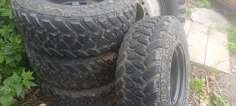 Prodám kola na Mitsubishi Pajero - 4