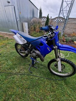 Yamaha YZ 125 1999 - 4