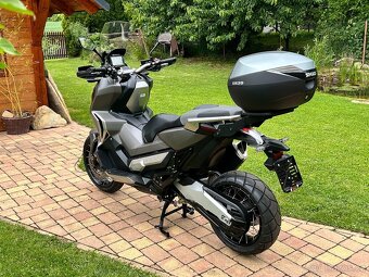 Honda X-ADV 750 - 4