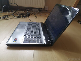 SONY VAIO SVE1511H1ESI - výborný stav - 4