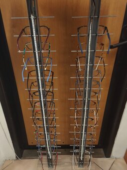 Samostatný dvojstojan na obruby. - 4