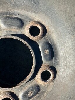 Prodám plechové disky Ford R15 - 4