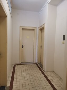 Pronájem, Kanceláře, 27m2 - Pardubice - Semtín, ev.č. 00099 - 4