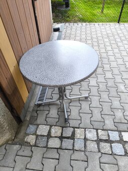 Prodám stůl a zahradní židle - 4