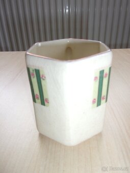 STARÝ HRANĚNÝ HRNEK - DEKOR FIALOVÁ RŮŽE - 8 cm - 4