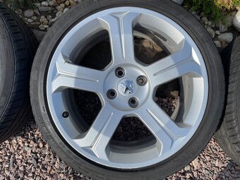 Originální sada disků Peugeot 4x108 R18 - 4