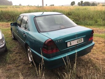Mercedes C240 W202 Sport manuál - 4