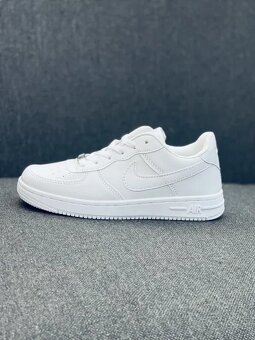 Nové tenisky Nike Air Force - 4